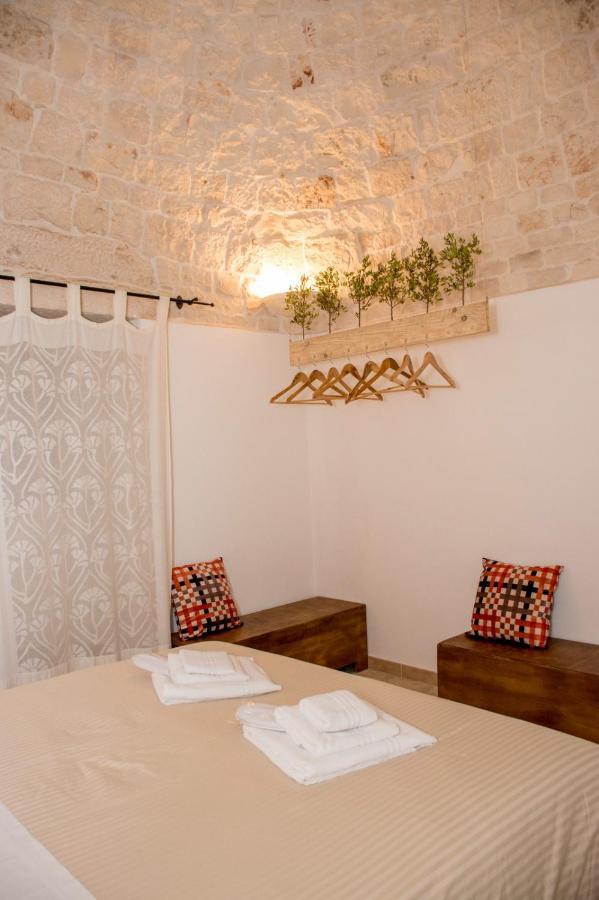 Pavi Trulli E Suites Locorotondo Bagian luar foto
